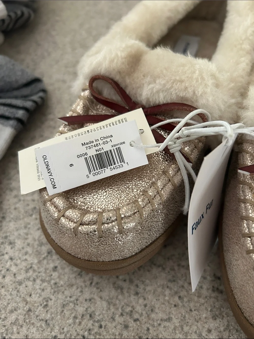 Old Navy Girls Metallic Gold Faux Fur Moccasin Slippers with Brown Bow Accent